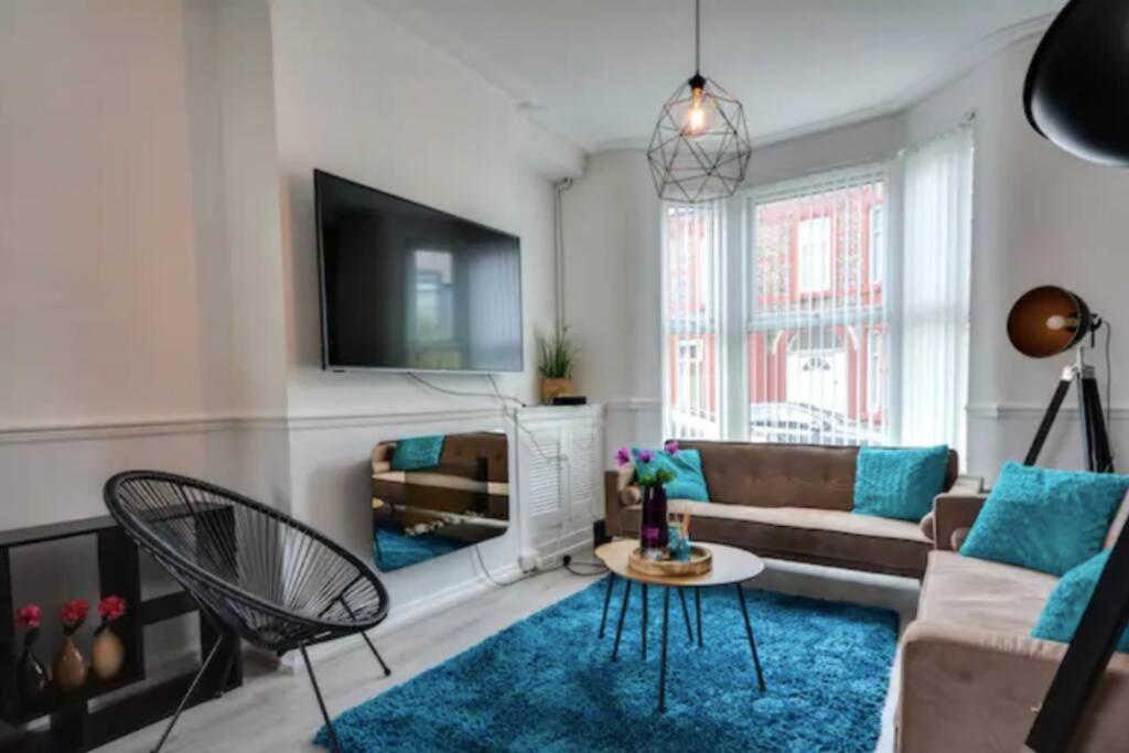 Antonio Str Liverpool 6 Beds Экстерьер фото